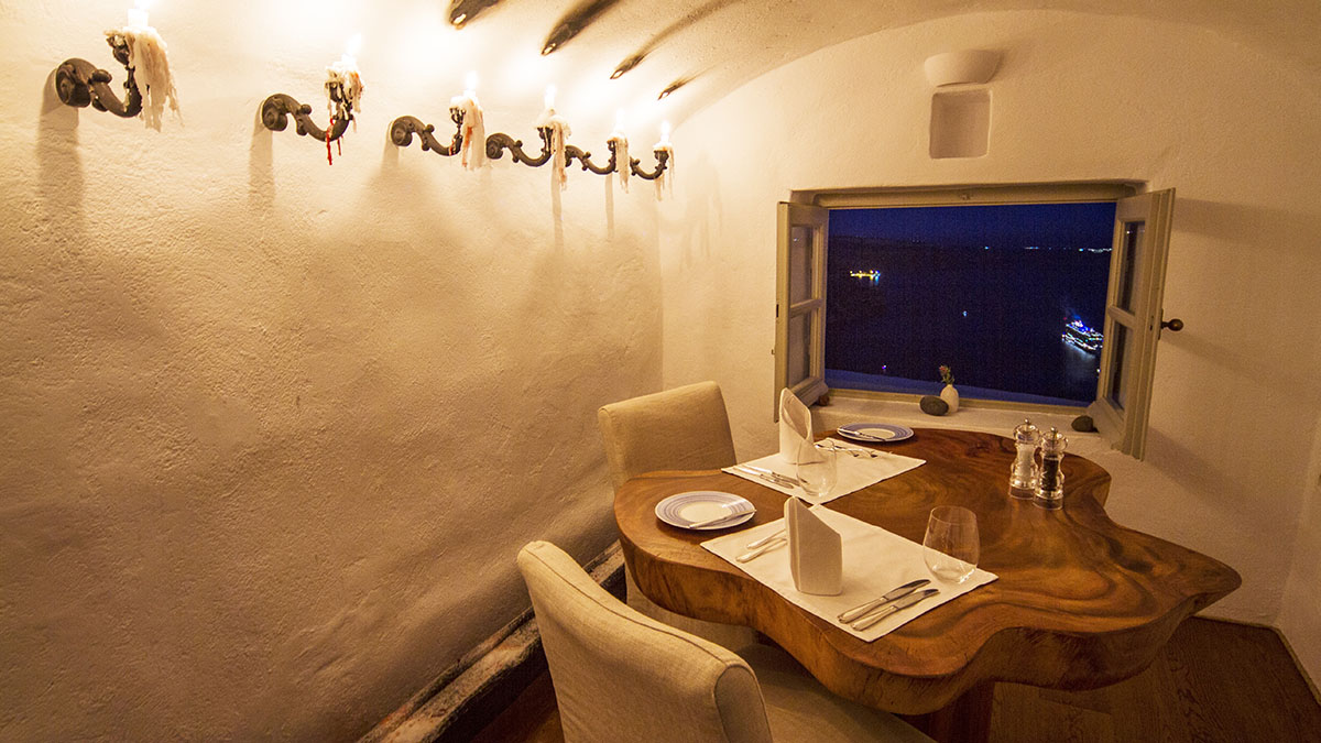 Iconic Santorini - NR